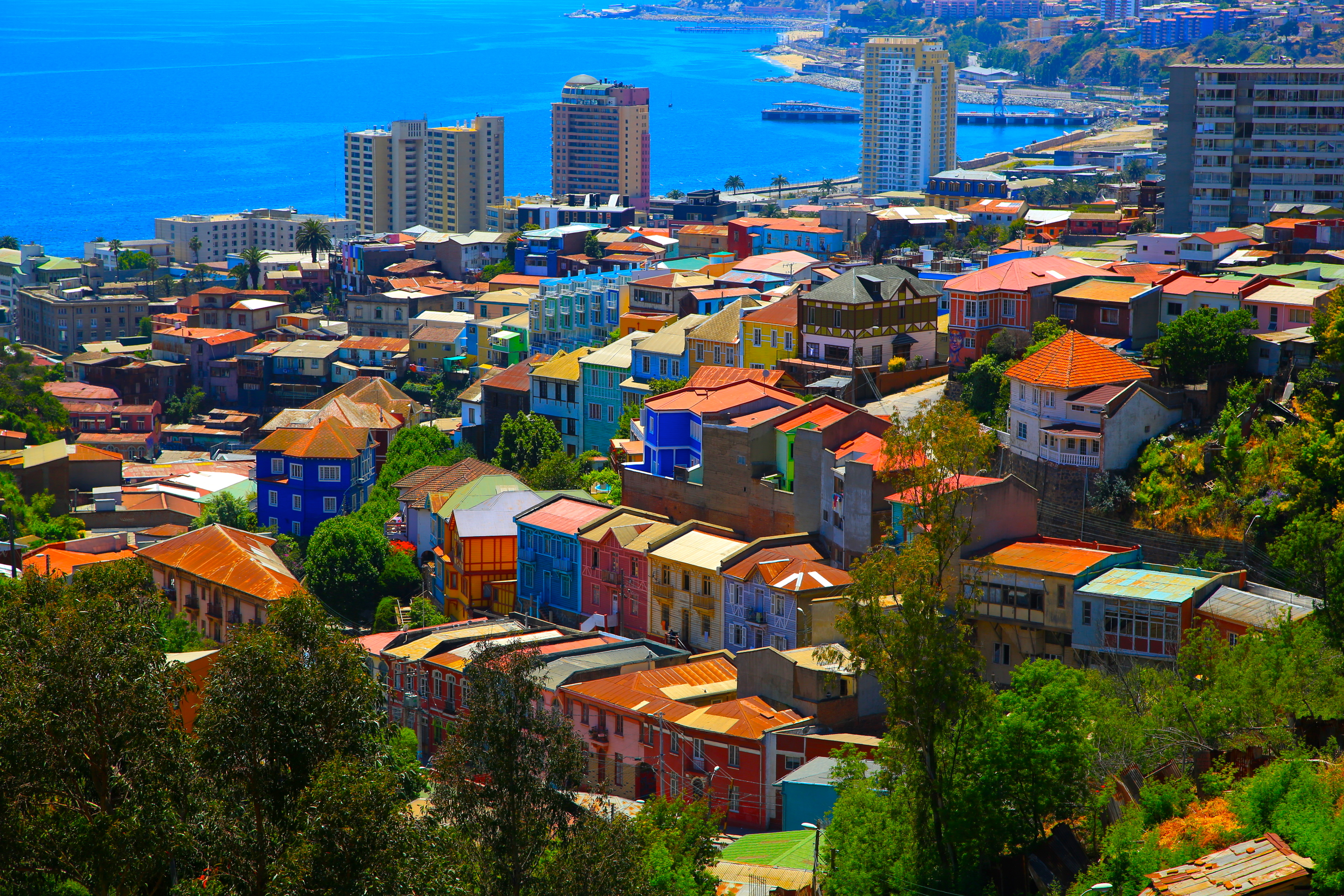 Photo of Valparaiso, Chile, overlooking the Pacific Ocean